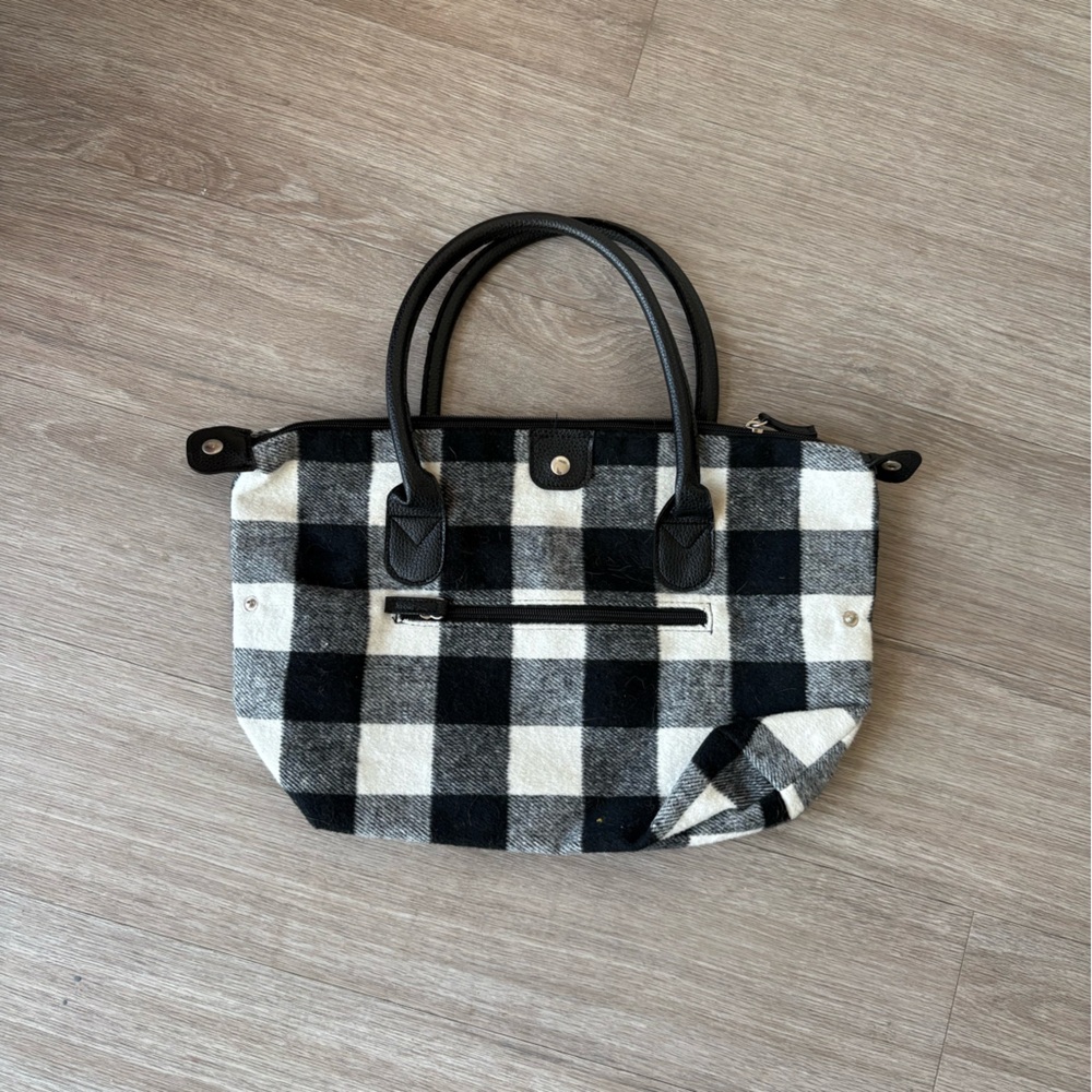 Black and White Plaid Hand Bag